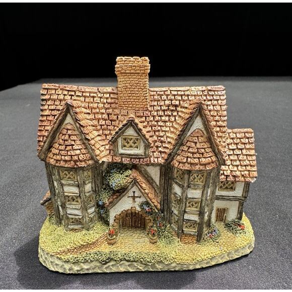Shirehall Cottage 1985 Vintage Collectible Miniature By David Winter -D3 - Picture 6 of 8